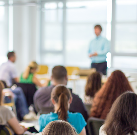 Étudiants en classe